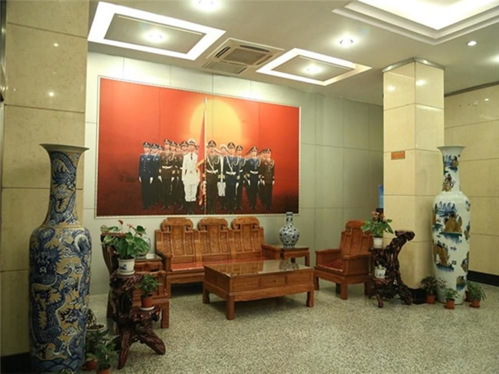 Tianjin Jingjin Hotel Exteriör bild